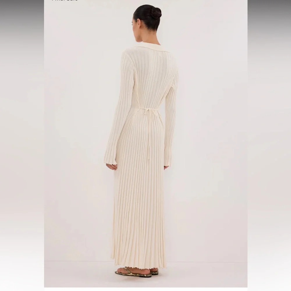 Dissh Hal Long Sleeve Knit Midi dress - Picture 4 of 14